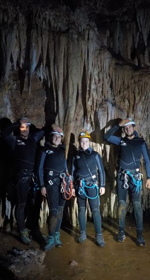 Espeleobarranquismo en León