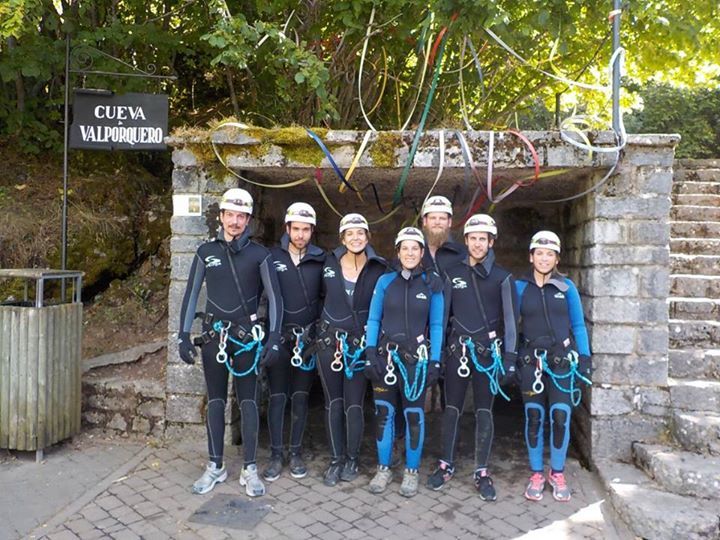 Espeleobarranquismo "Valporquero" 17/08/2017 Tarde ...