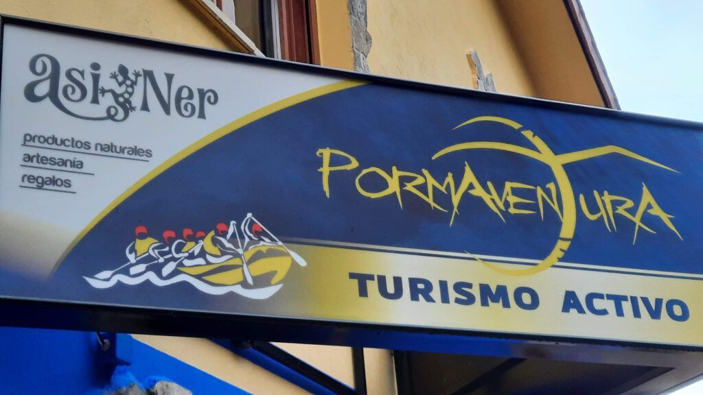 PormAventurA estrena oficina y tienda en Boñar Turismo Activo